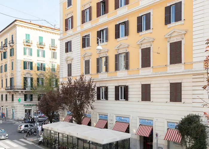 The Best Rent - Sunny Three-Bedroom Apartment Near Ottaviano Metro Stop